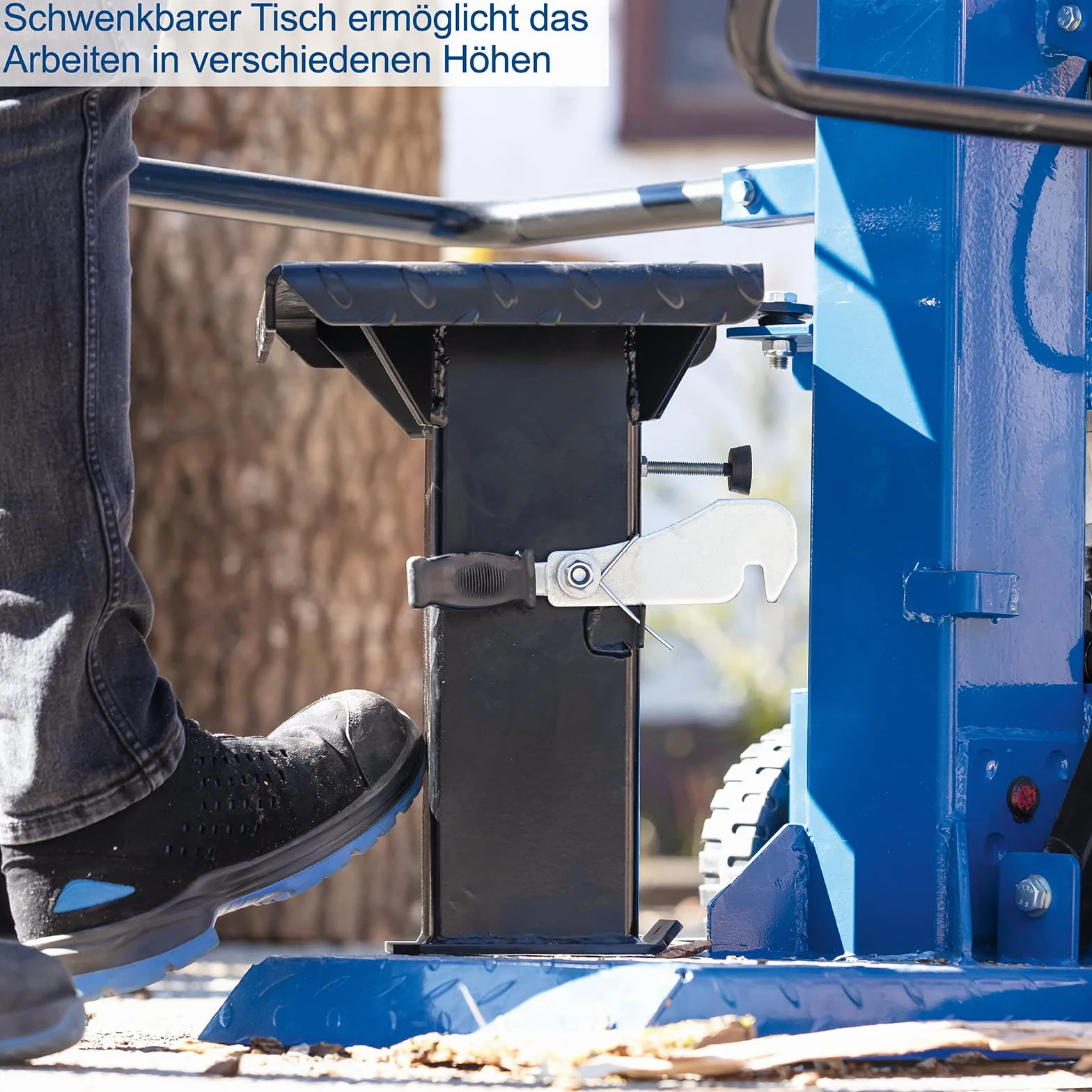 Scheppach Compact 10t Meterholz Holzspalter stehend 230V | 10 Tonnen Spaltkraft | 3500W Leistung | Holzlänge 1070mm / max. Ø 380mm | schwenkbarer Tisch | Hartholz & Weichholz - mit Fahrvorrichtung