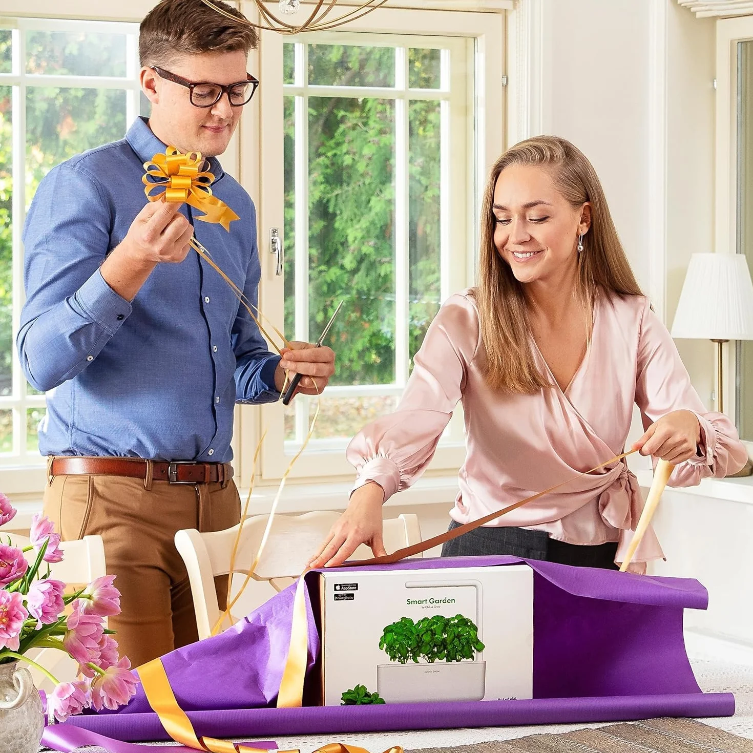 Click and Grow Growbox, Smart Garden, einfacher als Hydroponisches anzuchtsystem, Indoor Garten, kräutergarten, Indoor gewächshaus mit 3 Plant pods dabei, Weiß