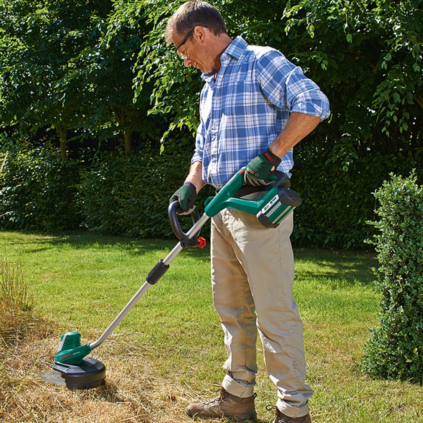 Bosch Akku Rasentrimmer AdvancedGrassCut 36 (ohne Akku, Fadenspule, Karton)