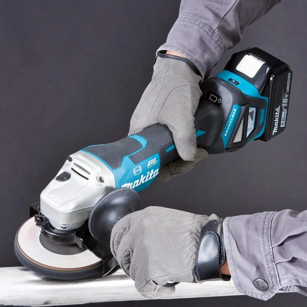 Makita DGA517Z Akku-Winkelschleifer 18 V mit Paddleschalter (ohne Akku, ohne Ladegerät), Bunt & DUM604ZX Akku-Grasschere 18V (ohne Akku, ohne Ladegerät)