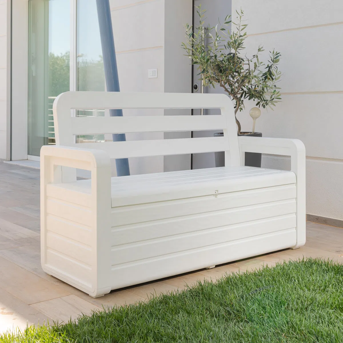 Toomax Foreverspring Truhe mit Sitz für 2 Personen, 270 Liter, Kunststoff, Holzoptik, weiß, Maße: 132,5 x 58 x 89 cm