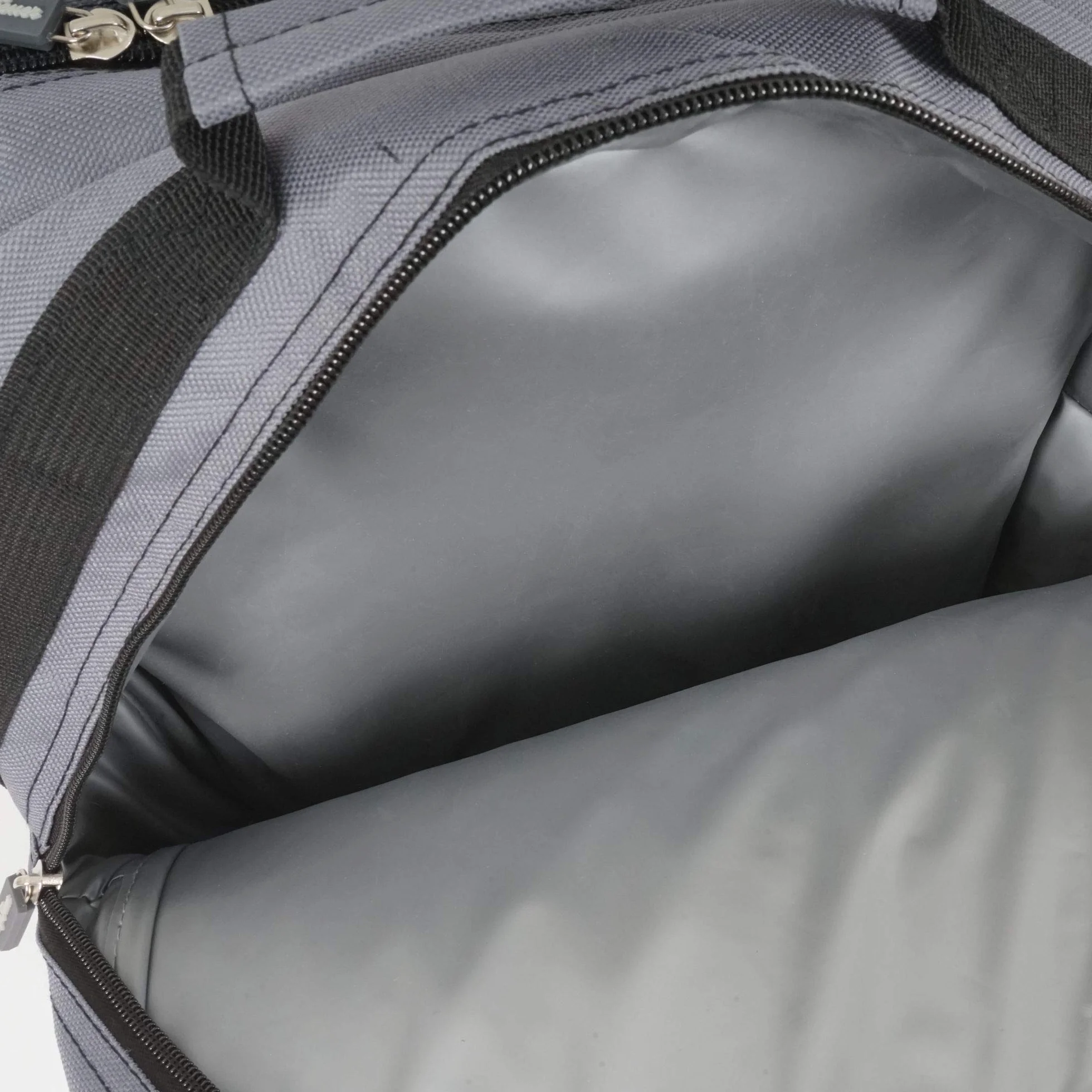 CampFeuer Picknick Rucksack für 4 Personen | Grau | Picknickset 31-teilig | inkl. Flaschenhalter, großem Kühlfach, Geschirr und Besteck